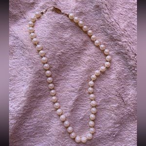 Pearl like Necklace